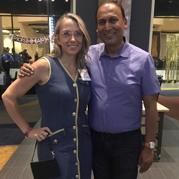 Meet your Posher, Rachel - Picture 2 of 11